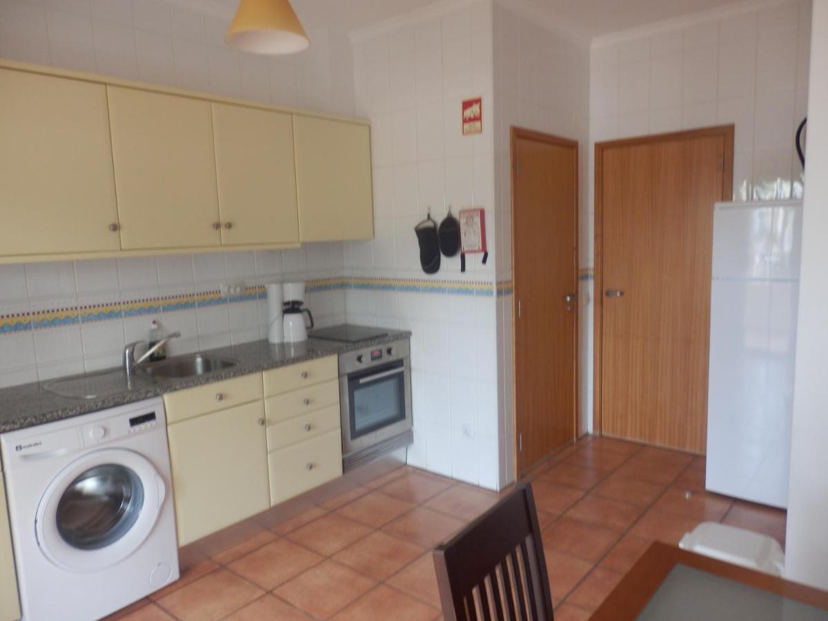 Bel Appartement Au Bord De La Mer De Porto De Mos Lagos Ngoại thất bức ảnh