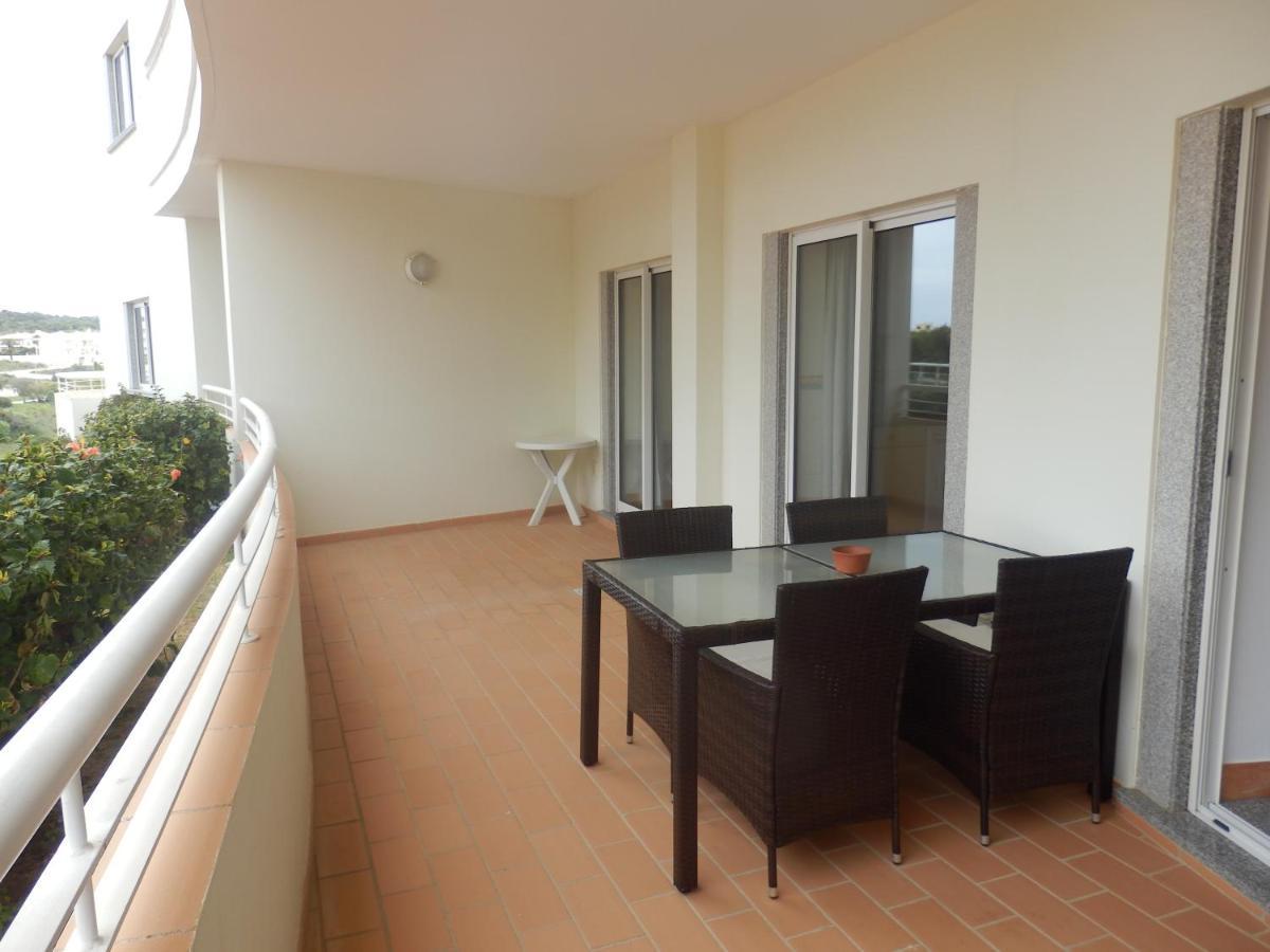 Bel Appartement Au Bord De La Mer De Porto De Mos Lagos Ngoại thất bức ảnh