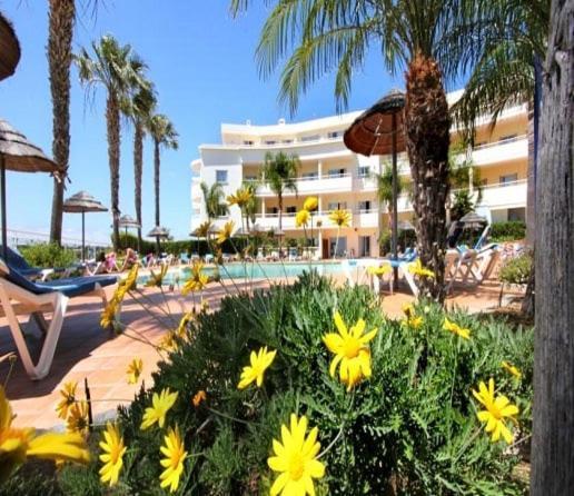 Bel Appartement Au Bord De La Mer De Porto De Mos Lagos Ngoại thất bức ảnh