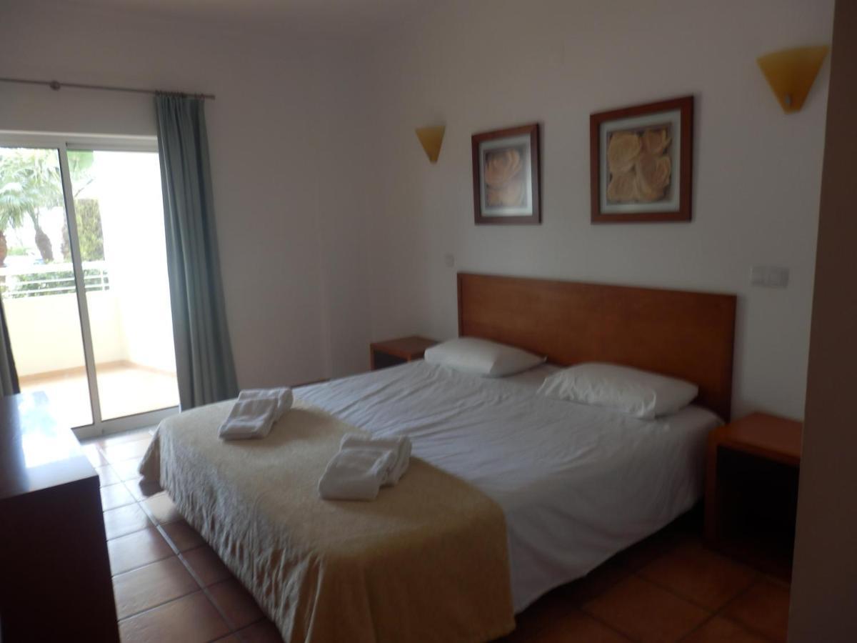 Bel Appartement Au Bord De La Mer De Porto De Mos Lagos Ngoại thất bức ảnh